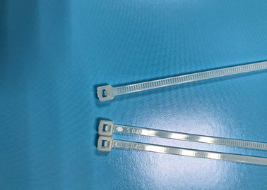 주문 대량 케이블을 잠가 각자는 아무도를 재사용할 수 있는 3 인치 동점 80mm 자연적인 색깔 UL94V-2 매지 않습니다 online manufacture